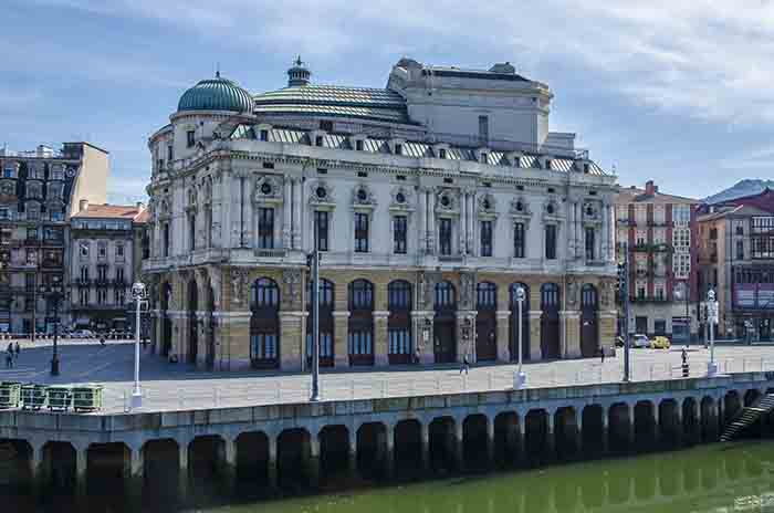 Vizcaya - Bilbao - teatro Arriaga 1.jpg